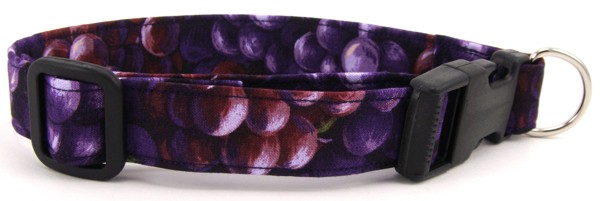 Purple Grapes Dog Collar