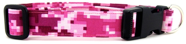 Digital Pink Camo Dog Collar