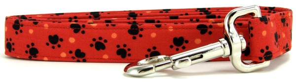 Red Heart Paws Dog Leash