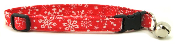 Red snowflakes cat collar